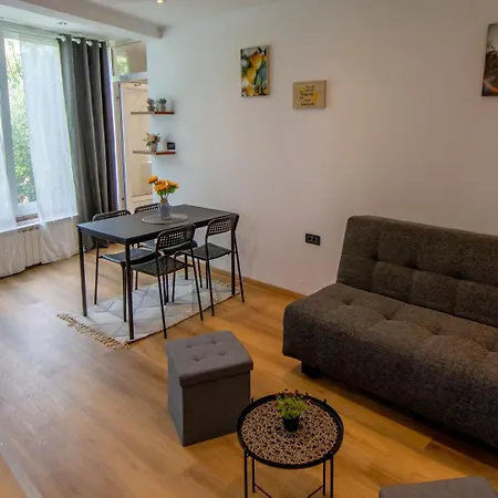 Apartment Kiwi 2 Koper